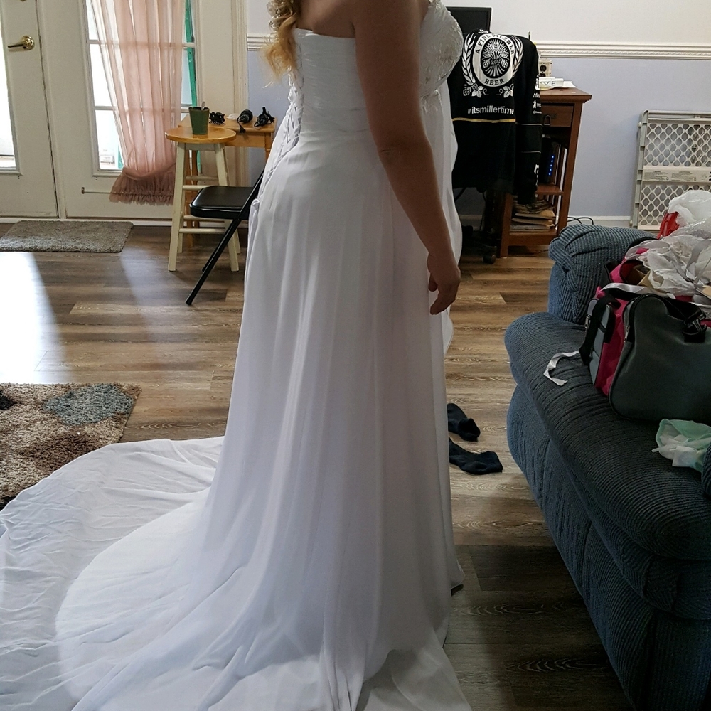 Strapless Wedding Dress NWOT - Picture 11 of 12